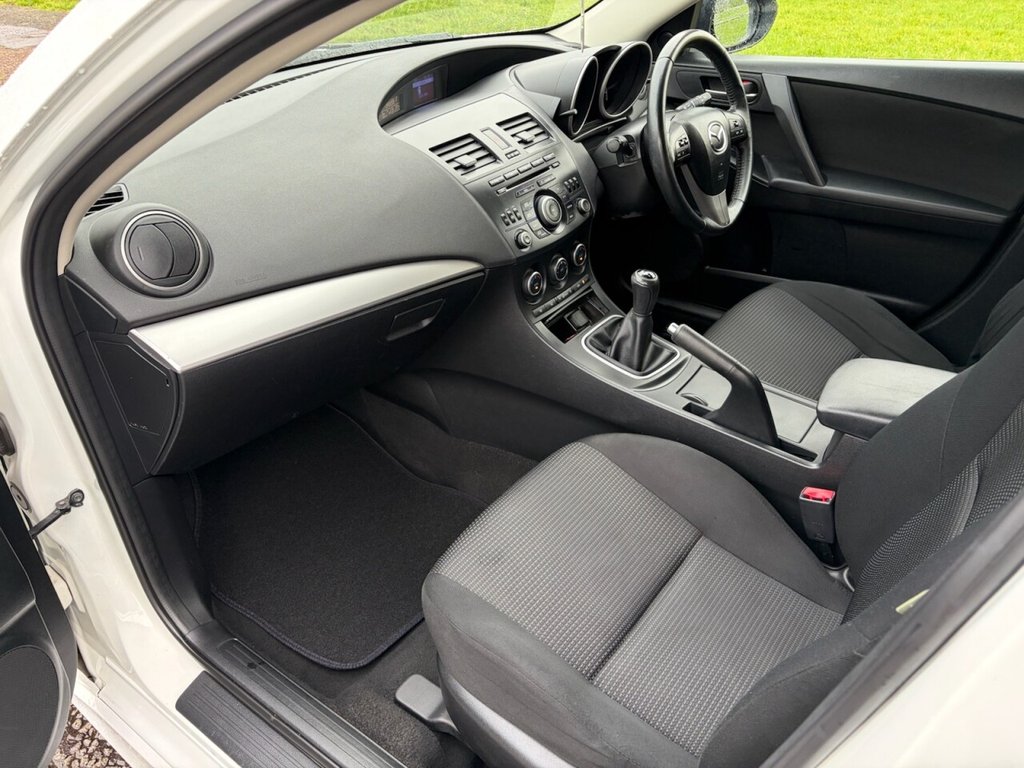 Used Mazda Mazda3 2013 for sale - 77654661: Photo 11