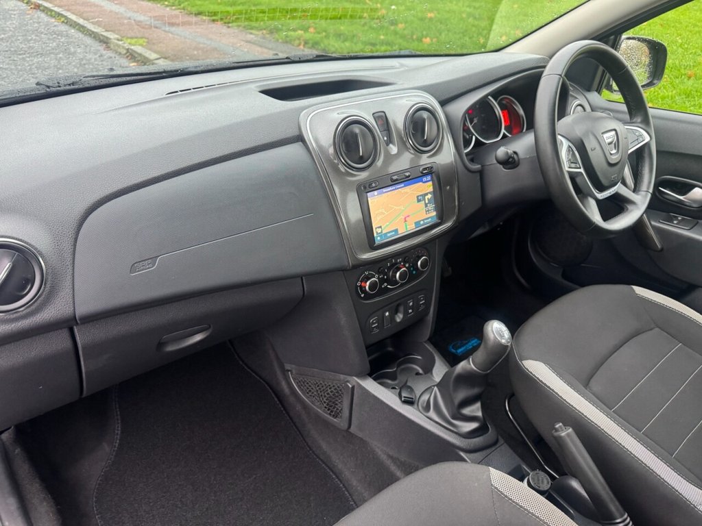 Used Dacia Sandero Stepway 2017 for sale - 76617266: Photo 13