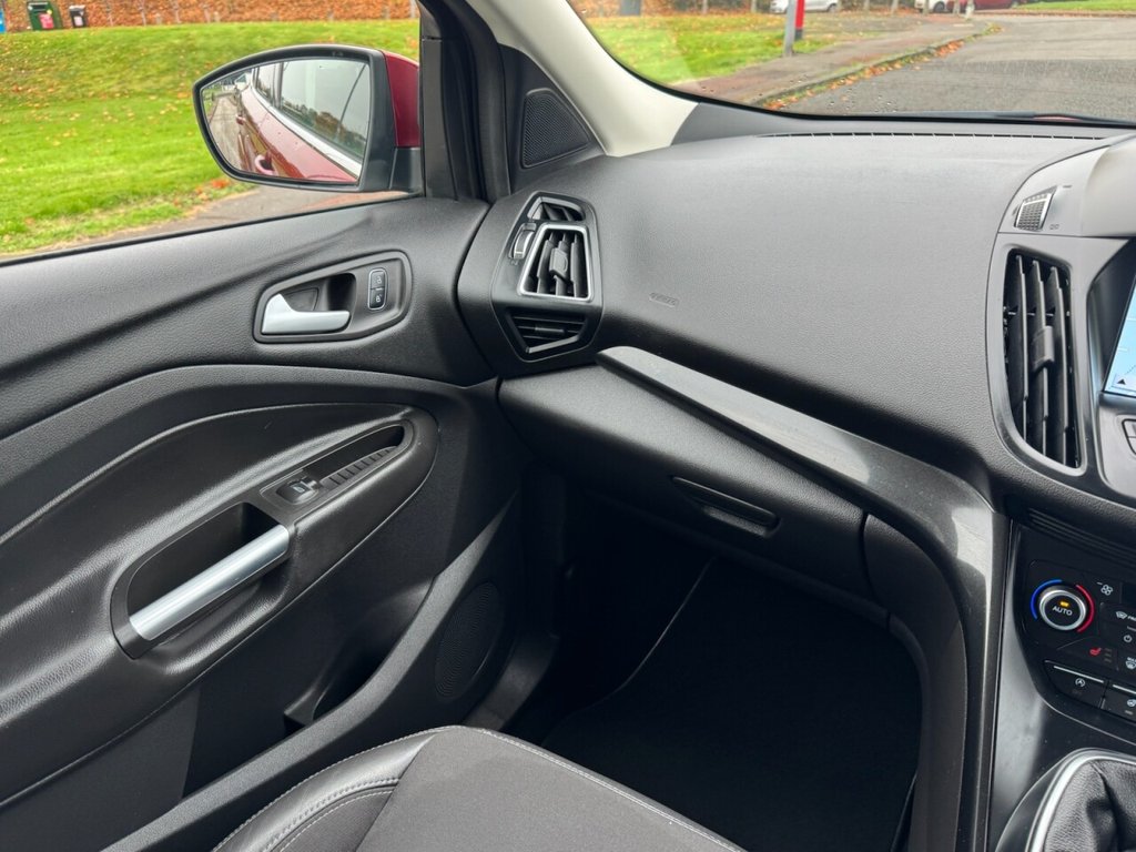 Used Ford Kuga 2017 for sale - 76256116: Photo 24
