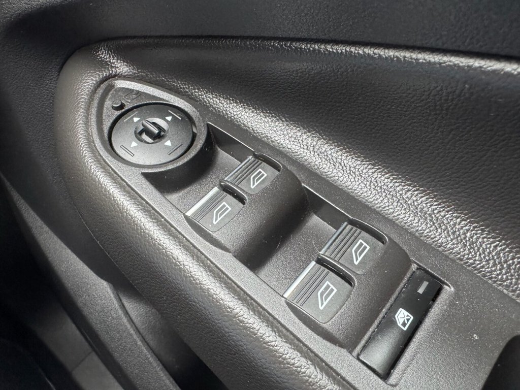Used Ford Kuga 2017 for sale - 76256116: Photo 27