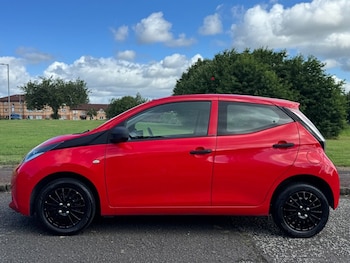 Used Toyota AYGO 2016 for sale - 79358658: Photo