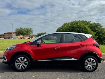 Used Renault Captur 2019 for sale - 79058849: Photo