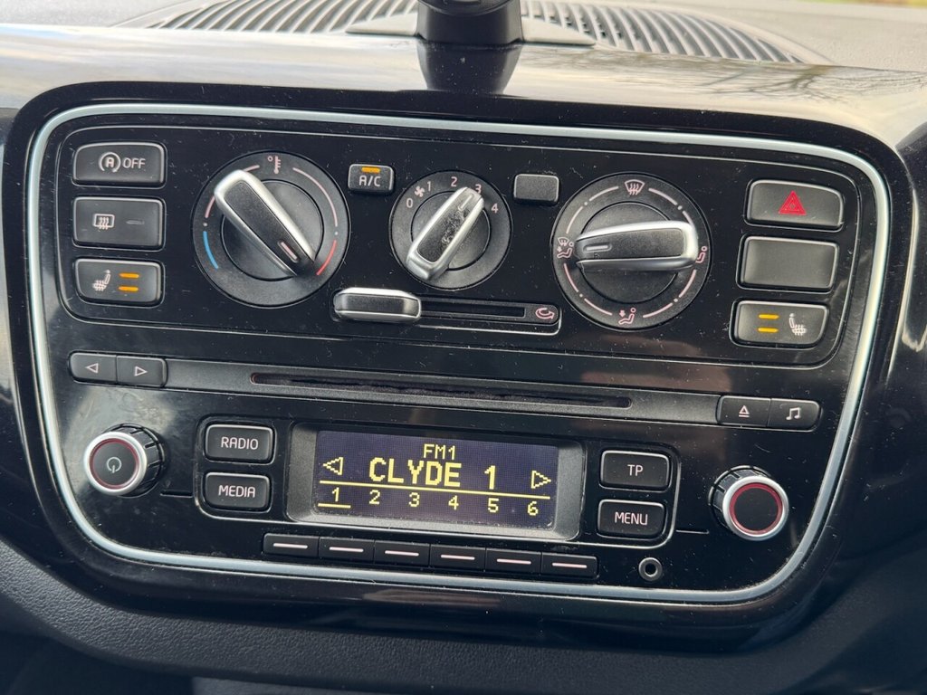 Used Volkswagen up! 2014 for sale - 76535811: Photo 22