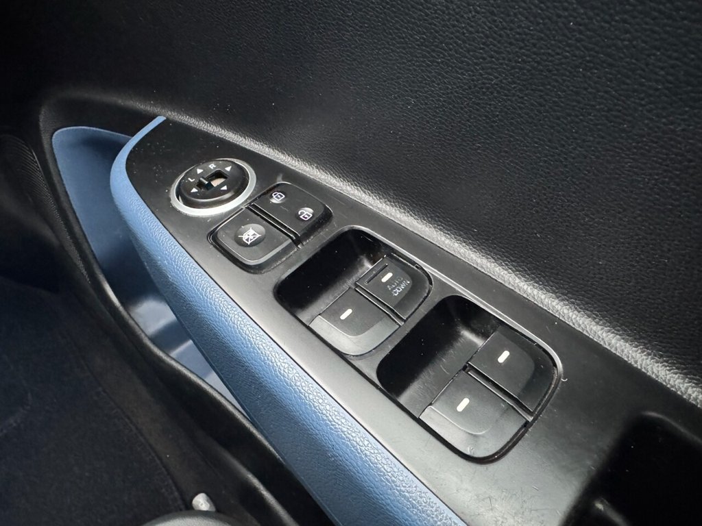 Used Hyundai i10 2016 for sale - 75346771: Photo 23