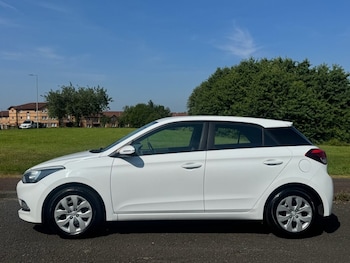 Used Hyundai i20 2016 for sale - 79166605: Photo