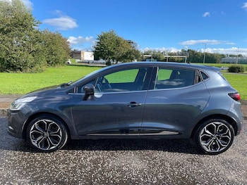 Used Renault Clio 2018 for sale - 76223262: Photo