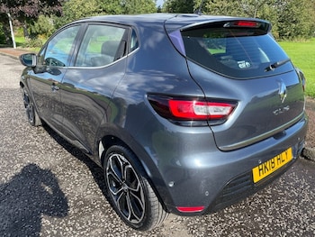 Used Renault Clio 2018 for sale - 76223262: Photo