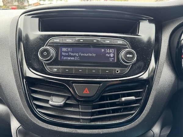 Used Vauxhall Viva 2015 for sale - 76266847: Photo 30