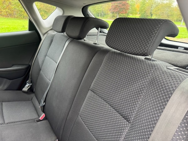 Used Hyundai i30 2011 for sale - 76313221: Photo 14