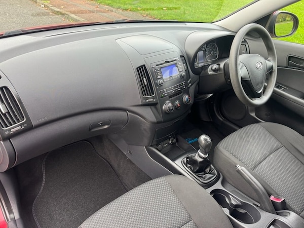 Used Hyundai i30 2011 for sale - 76313221: Photo 16
