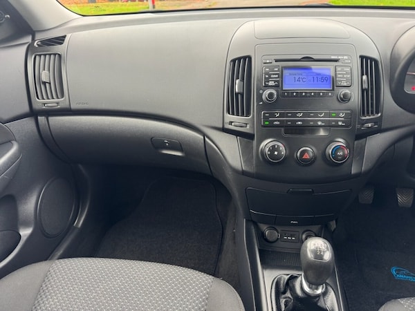 Used Hyundai i30 2011 for sale - 76313221: Photo 22