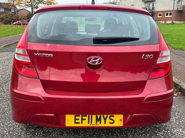 Used Hyundai i30 2011 for sale - 76313221: Photo 5