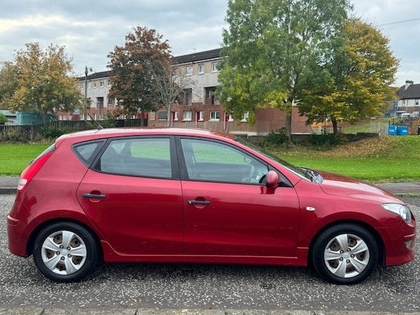 Used Hyundai i30 2011 for sale - 76313221: Photo 8