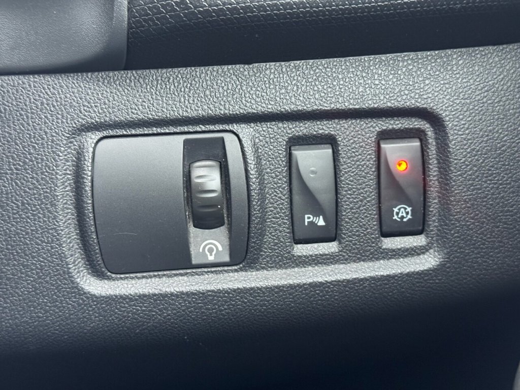 Used Renault Clio 2016 for sale - 76910111: Photo 26