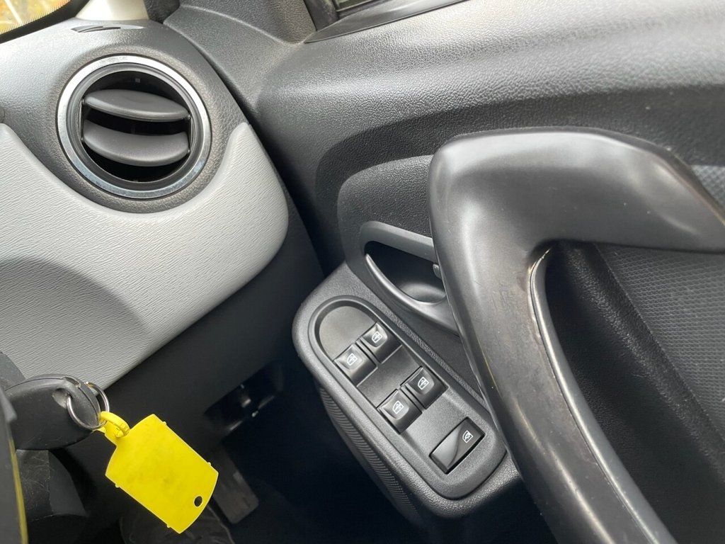 Used Dacia Duster 2015 for sale - 76367770: Photo 23