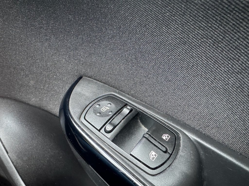 Used Vauxhall Corsa 2018 for sale - 78212975: Photo 25