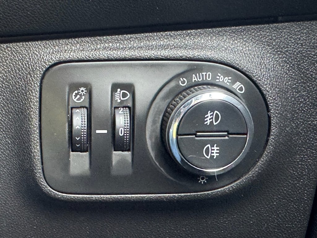 Used Vauxhall Corsa 2018 for sale - 78212975: Photo 26