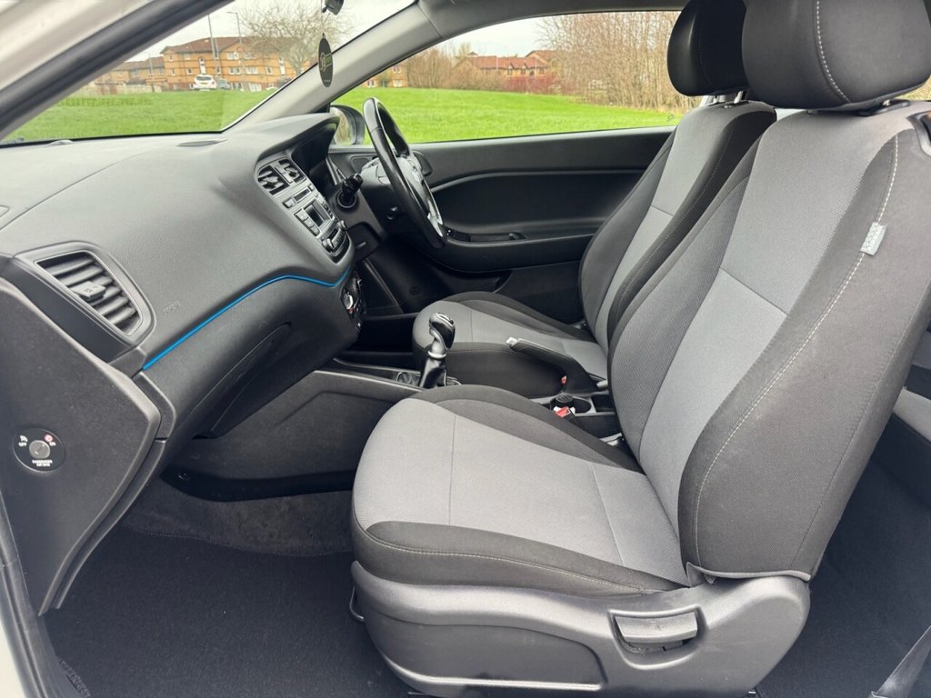 Used Hyundai i20 2015 for sale - 76841153: Photo 12