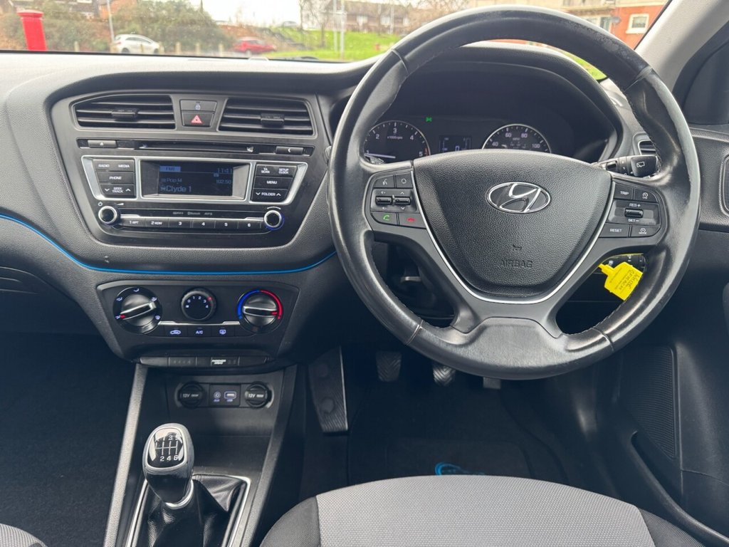 Used Hyundai i20 2015 for sale - 76841153: Photo 18