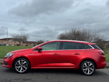Used Renault Megane 2017 for sale - 77967066: Photo