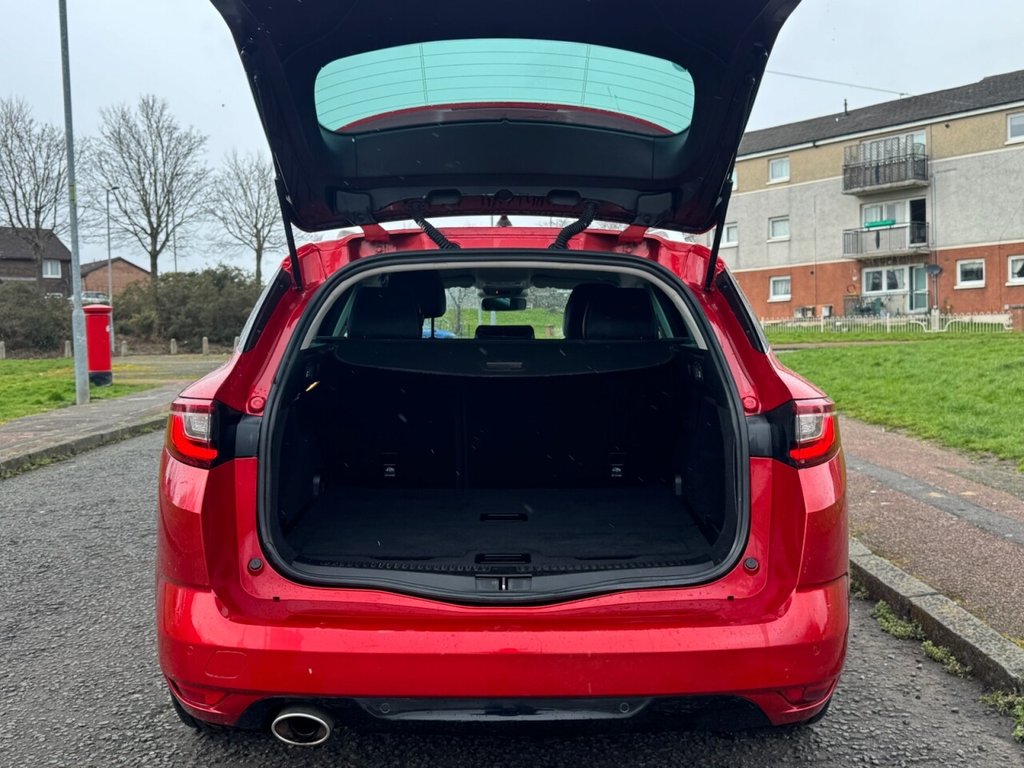 Used Renault Megane 2017 for sale - 77967066: Photo 6