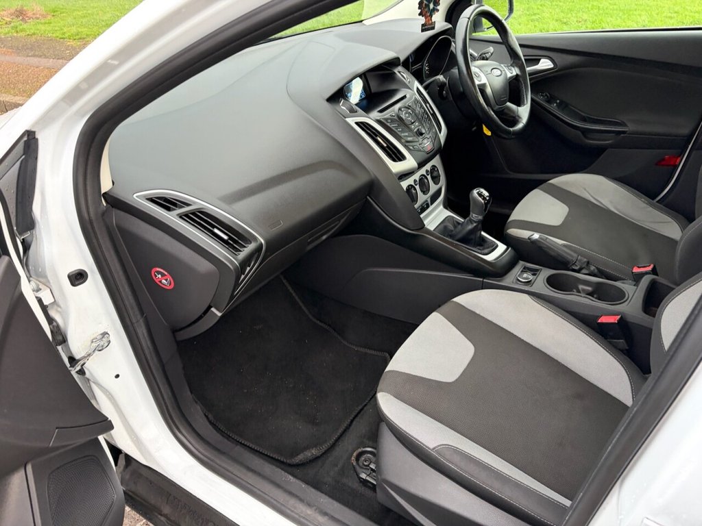 Used Ford Focus 2013 for sale - 76910312: Photo 10