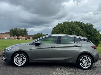 Used Vauxhall Astra 2017 for sale - 79384929: Photo