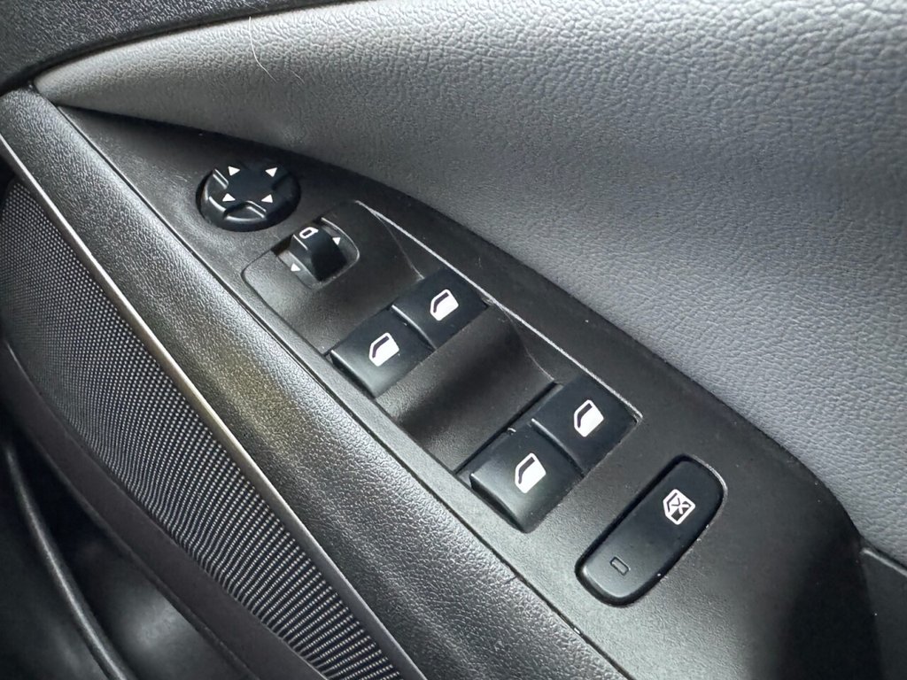 Used Vauxhall Crossland X 2018 for sale - 76985983: Photo 28