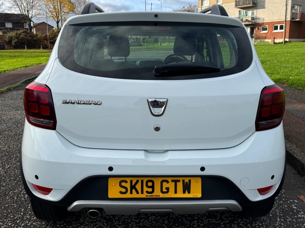 Used Dacia Sandero Stepway 2019 for sale - 76345903: Photo 5
