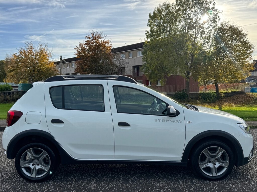 Used Dacia Sandero Stepway 2019 for sale - 76345903: Photo 8