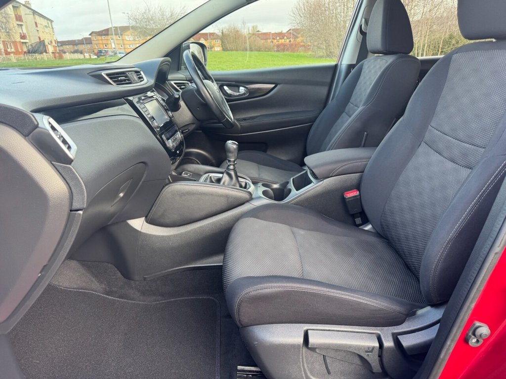 Used Nissan Qashqai 2017 for sale - 77667737: Photo 13