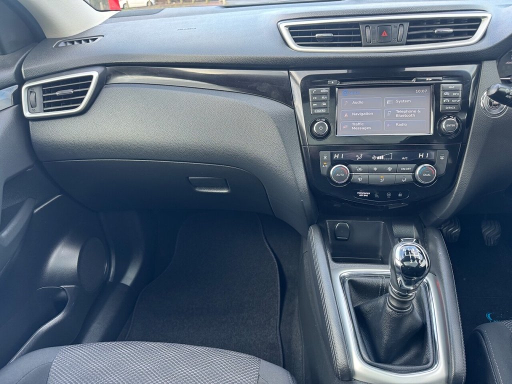 Used Nissan Qashqai 2017 for sale - 77667737: Photo 24