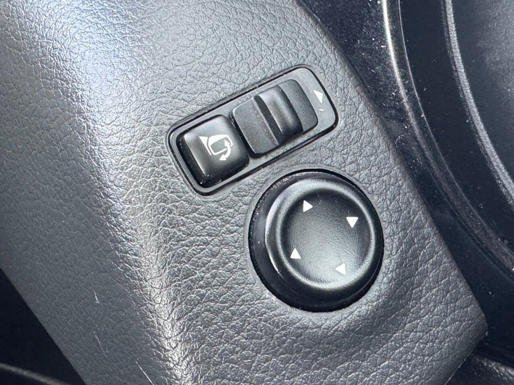 Used Nissan Qashqai 2017 for sale - 77667737: Photo 29