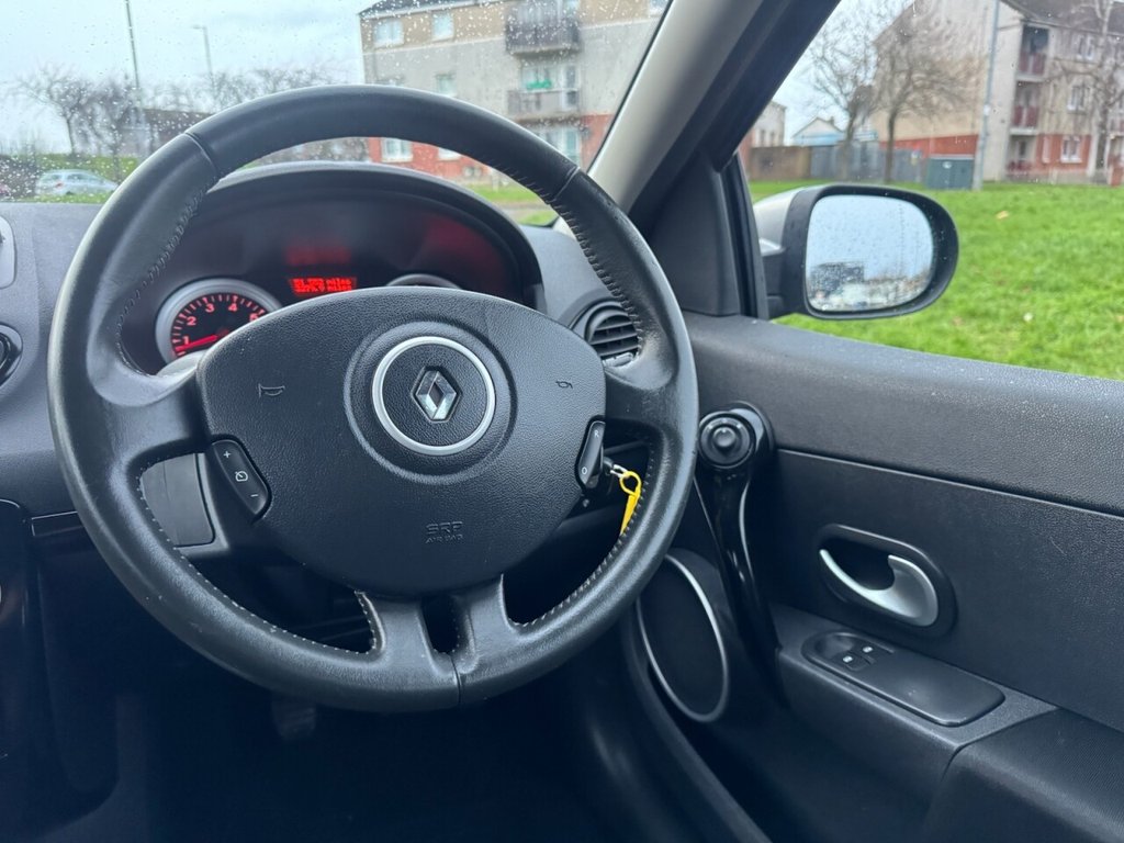 Used Renault Clio 2012 for sale - 77212839: Photo 19