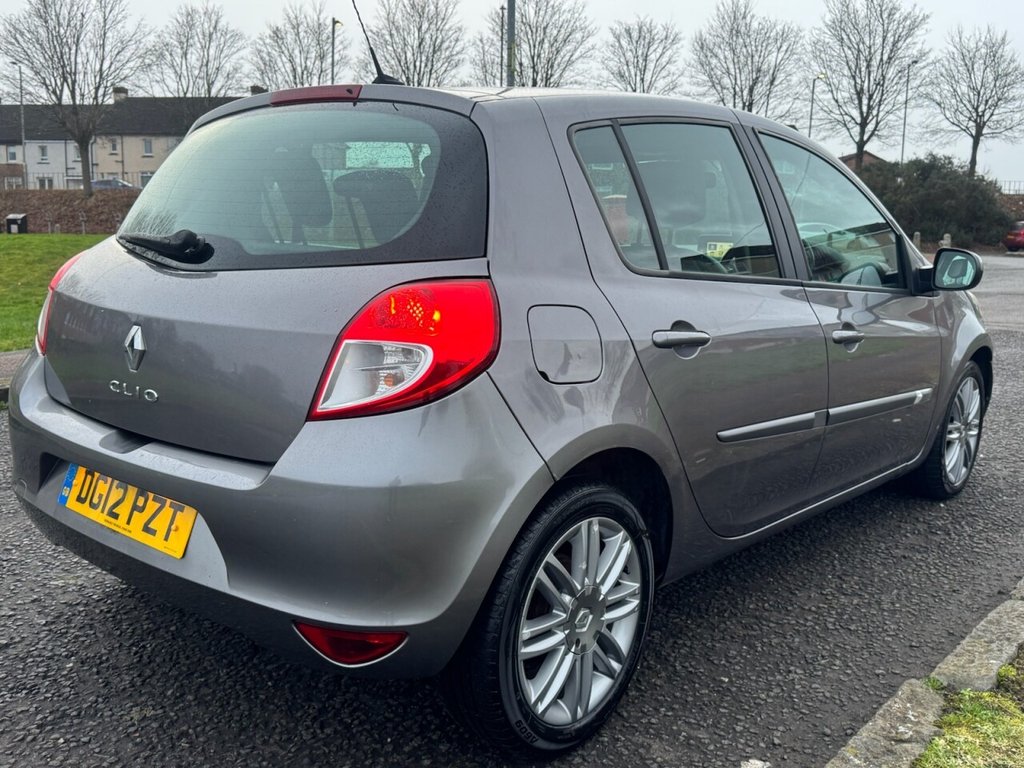 Used Renault Clio 2012 for sale - 77212839: Photo 22