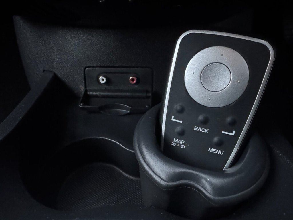 Used Renault Clio 2012 for sale - 77212839: Photo 36