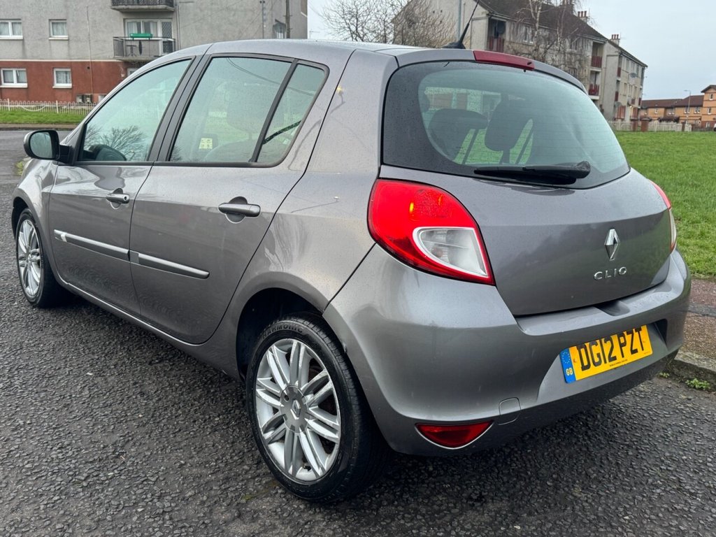 Used Renault Clio 2012 for sale - 77212839: Photo 4