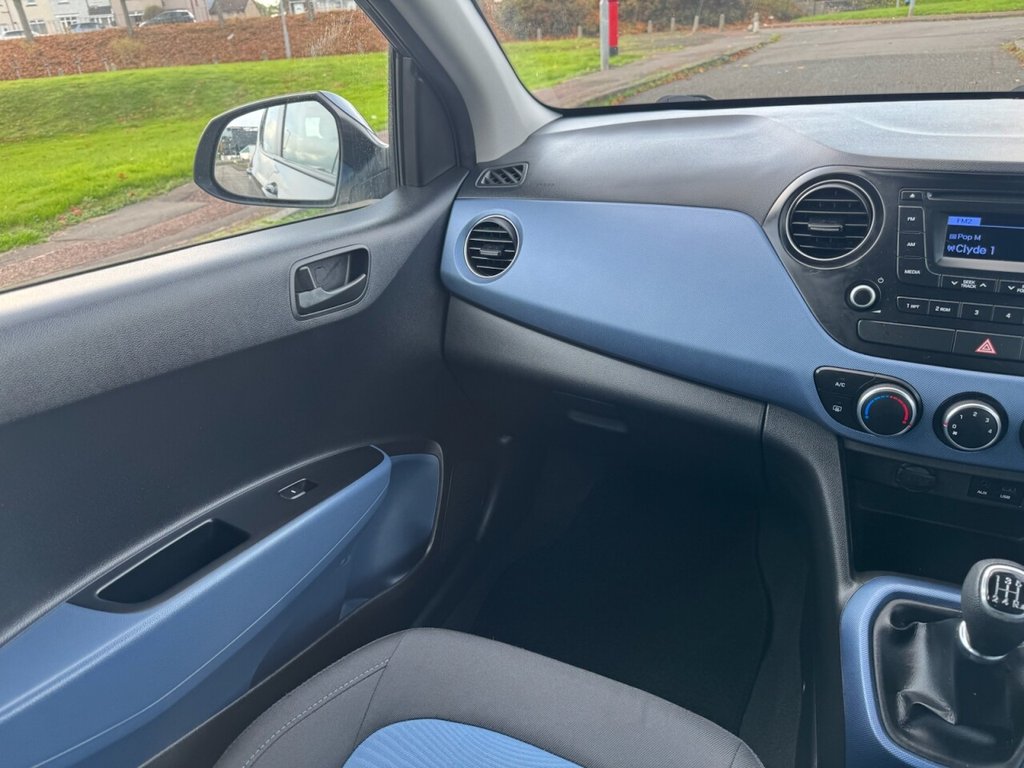Used Hyundai i10 2014 for sale - 76368030: Photo 23
