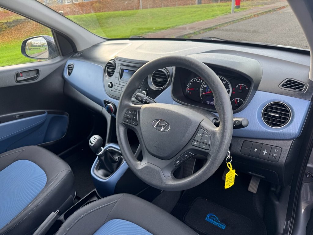 Used Hyundai i10 2014 for sale - 76368030: Photo 25