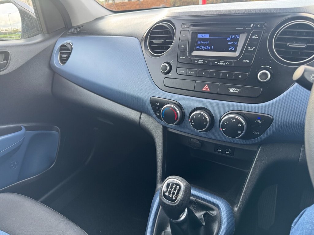 Used Hyundai i10 2014 for sale - 76368030: Photo 33