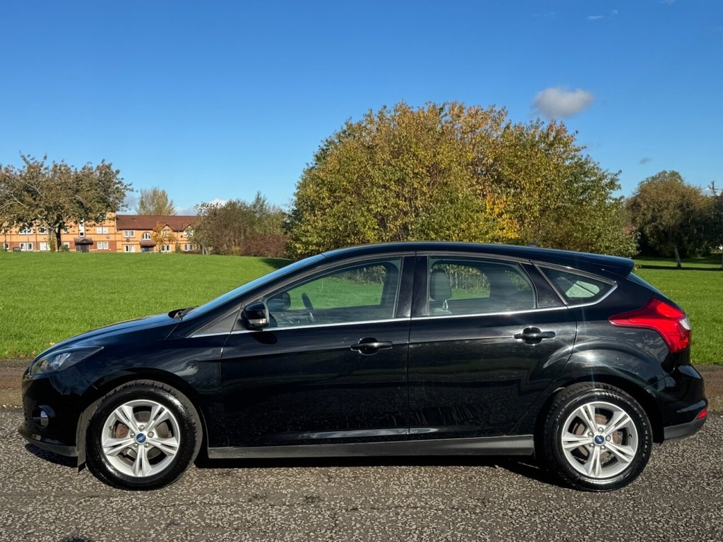 Used Ford Focus 2014 for sale - 76386681: Photo 2