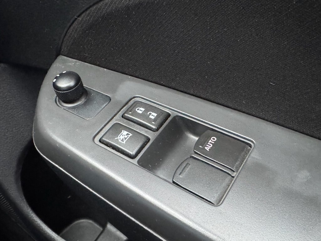 Used Suzuki Swift 2013 for sale - 77288233: Photo 24