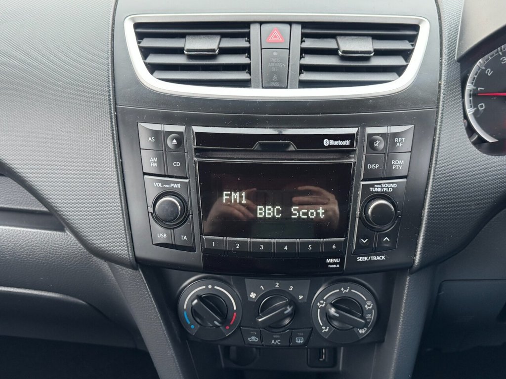 Used Suzuki Swift 2013 for sale - 77288233: Photo 28