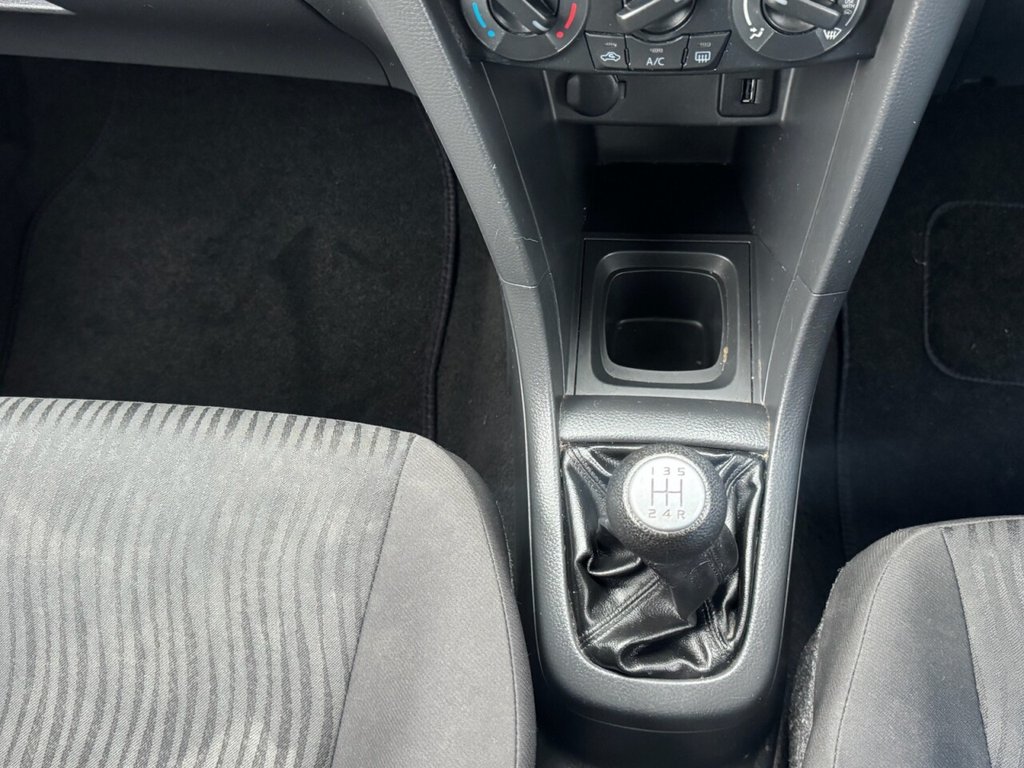 Used Suzuki Swift 2013 for sale - 77288233: Photo 29