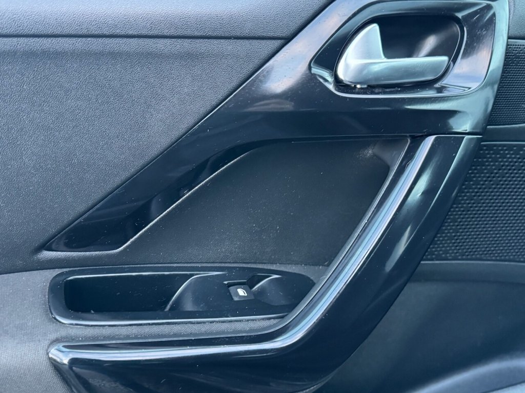 Used Peugeot 208 2014 for sale - 77026986: Photo 19