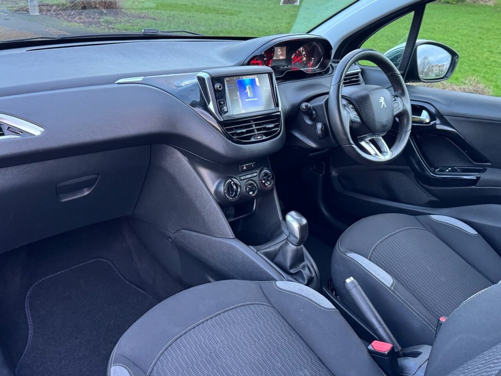 Used Peugeot 208 2014 for sale - 77026986: Photo 20