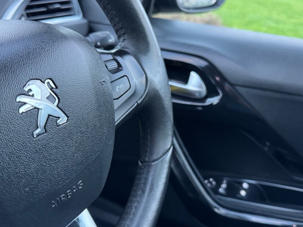 Used Peugeot 208 2014 for sale - 77026986: Photo 35