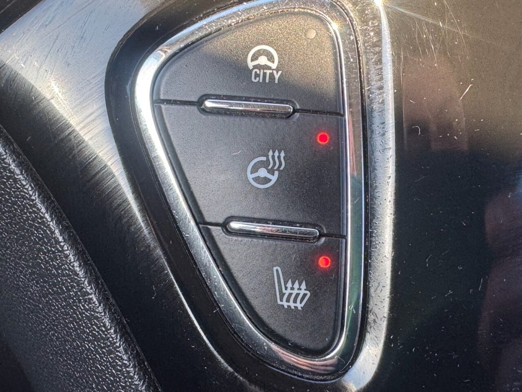 Used Vauxhall Corsa 2016 for sale - 76617789: Photo 31