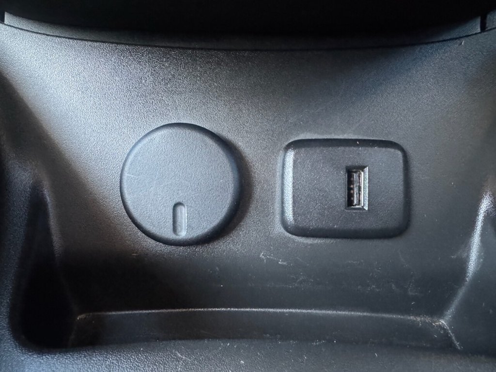 Used Vauxhall Corsa 2016 for sale - 76617789: Photo 33