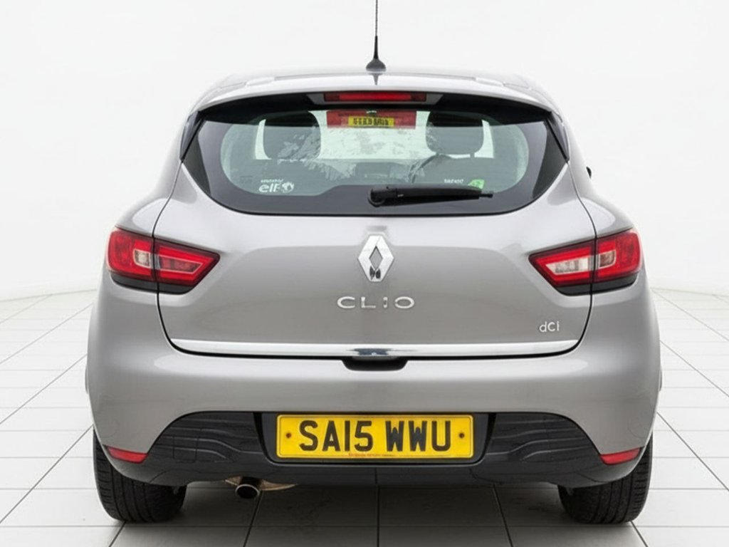 Used Renault Clio 2015 for sale - 77643100: Photo 2